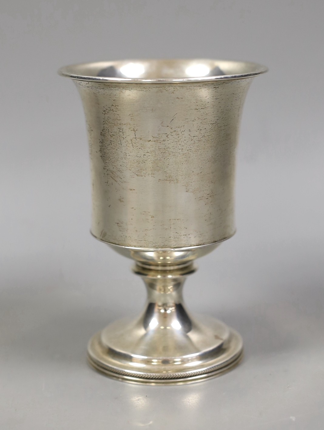 A late George III silver goblet, SP?, London, 1816, height 13.2cm, 6.9oz.